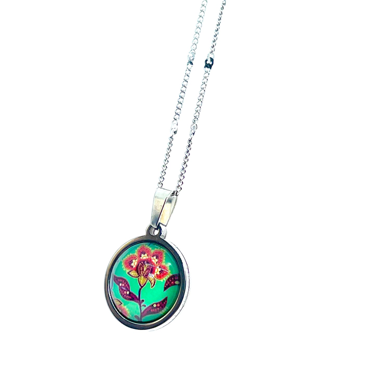 Poppy Flower Small Round Necklace