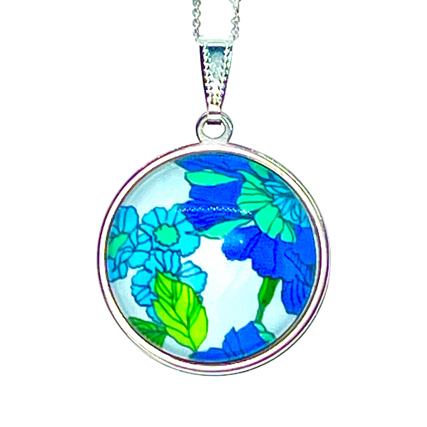 Blue Carnations Big Round Necklace