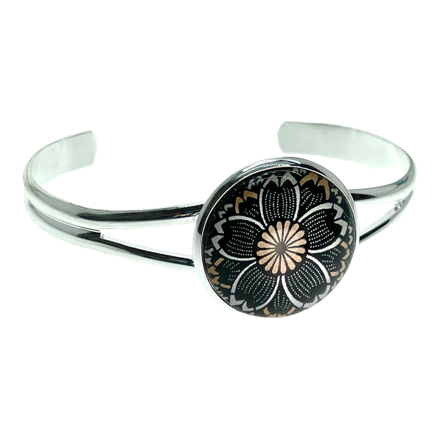 Dreamy Daisy Cuff Bracelet